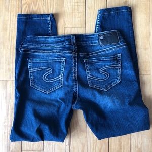 Silver skinny jeans. Great condition. Size 29.